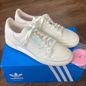 Adidas Continental 80 in Pink and White